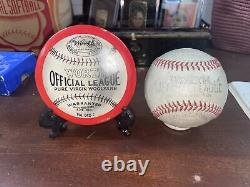 1920s WORTH BASEBALL POCKET MIRROR OFFICIAL LEAGUE 912-C Red & Black Stitches
