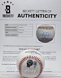 Derek Jeter Autographed MLB Baseball COA Beckett & Steiner Hologram