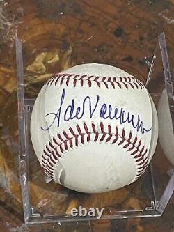 Fernando Valenzuela Signed Official Major League Baseball + Display Case/plaque