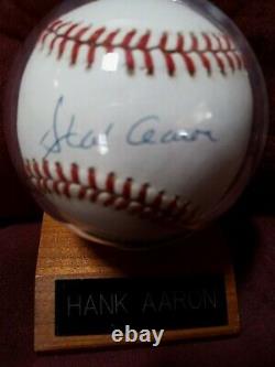 Hank Aaron Autographed Baseball. Rawlings OFFICIAL BALL NATIONAL LEAGUE