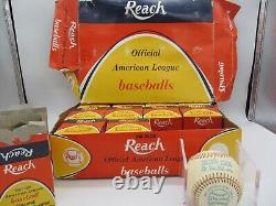 REACH/ Spalding Lee MacPhail Official American League Baseball Box with11 BALLS