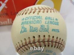 REACH/ Spalding Lee MacPhail Official American League Baseball Box with11 BALLS