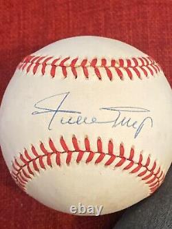 Willie Mays signed national League official baseball auto autograph